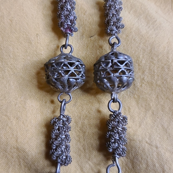 Unique Vintage Indian Filigree Metal Beaded Chandelier Tassle Necklace - Rare - Picture 9 of 10